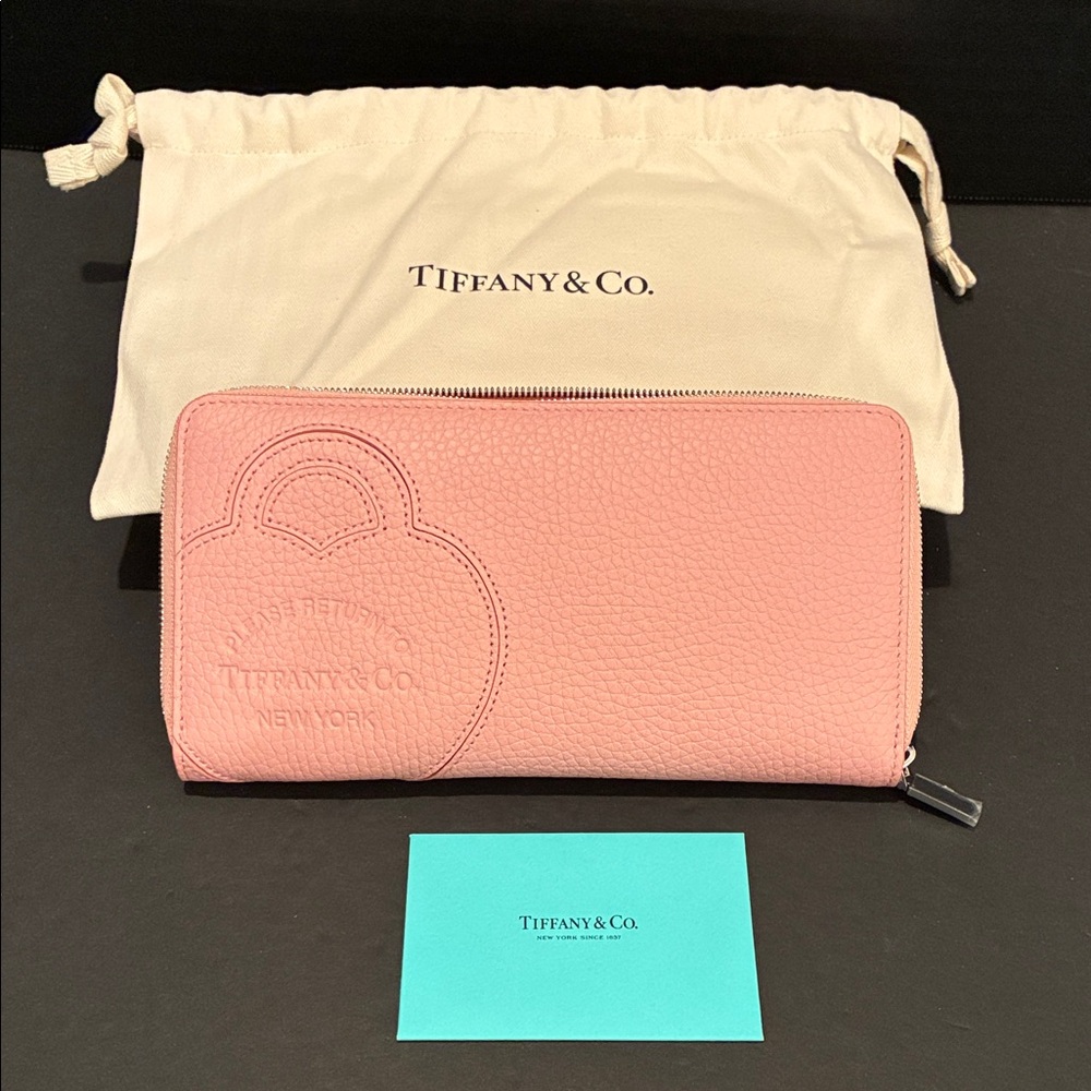Tiffany & Co. Blush Pink Pebbled Leather Zip Wallet